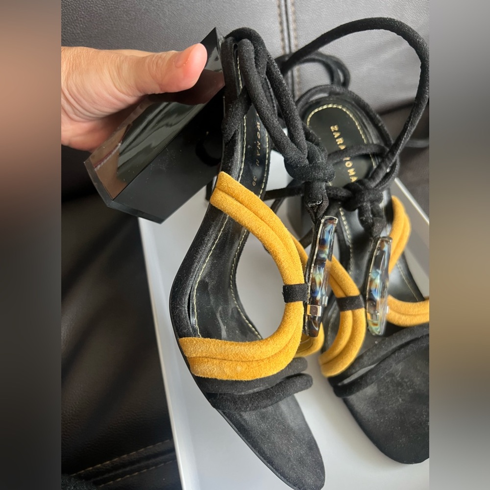 ZARA Black/Yellow Lace Up Sandals  Size 38 With Large Stone
